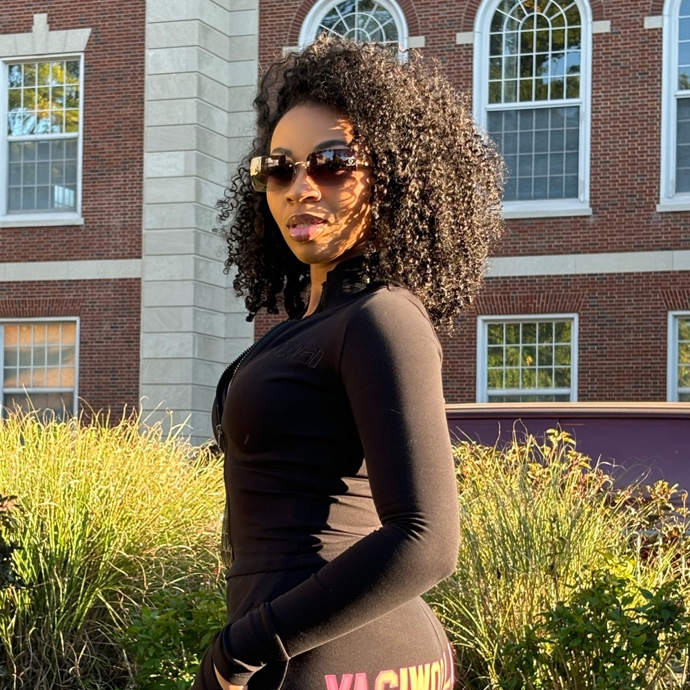 Meet your Posher, Anastasia